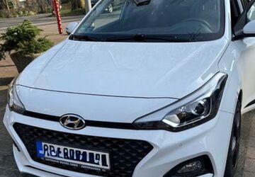 Hyundai i20 55.000 km 11.999 &euro; Oberhausen 46119