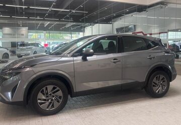 Nissan Qashqai 15.852 km 26.420 &euro; Duisburg 47167