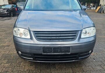 VW Touran 220.666 km 1.490 &euro; Bottrop 46236