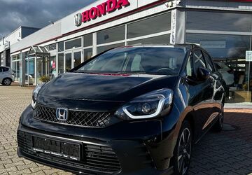 Honda Jazz 6.000 km 24.450 &euro; Dinslaken 46539