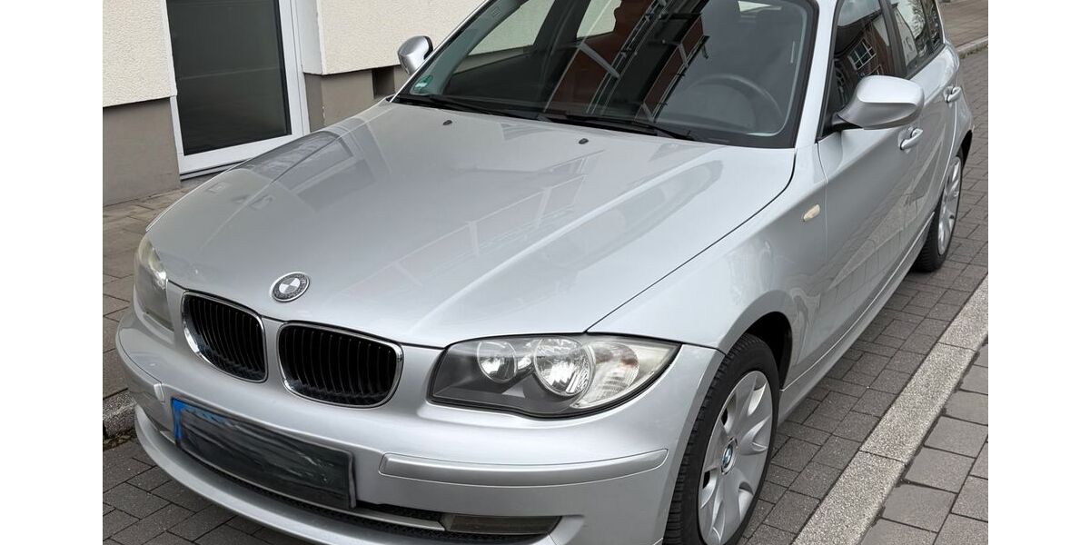BMW 118 98.000 km 9.399 &euro; Wesel 46483