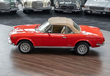 Fiat 124 Spider 25.000 km 25.900 &euro; Dinslaken 46537