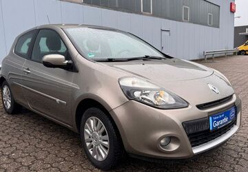 Renault Clio 18.000 km 6.790 &euro; Moers 47441