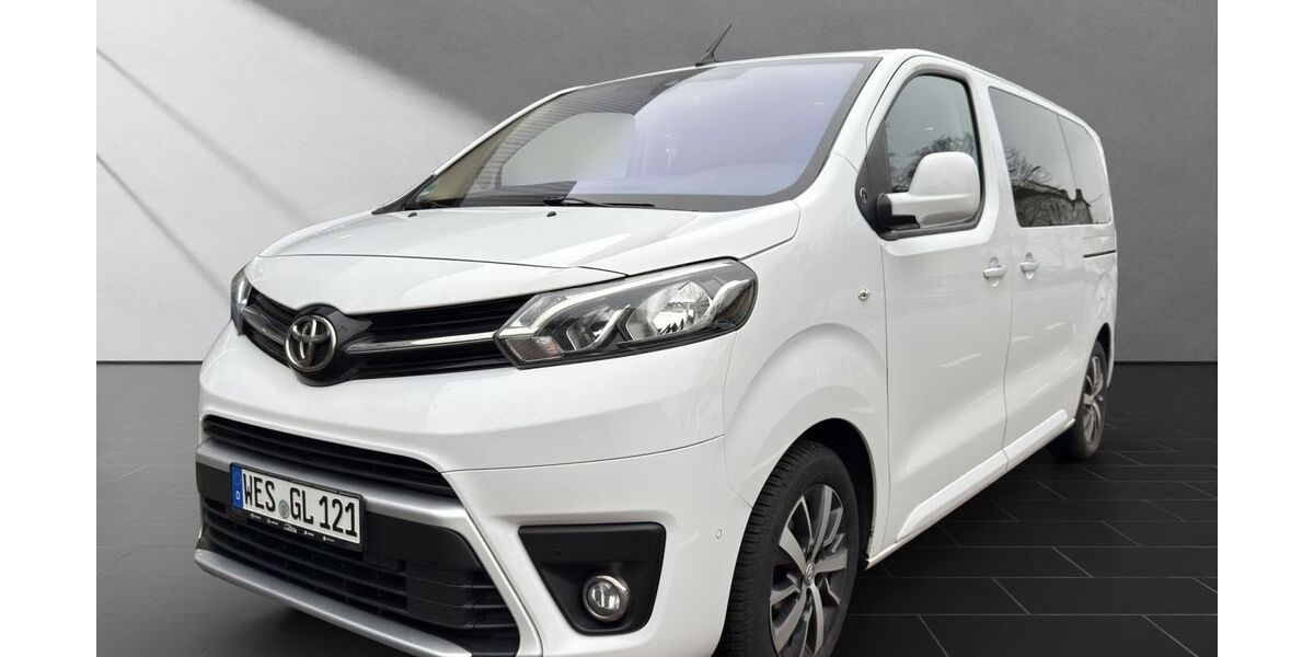 Toyota Proace (Verso) 136.250 km 28.990 &euro; Dinslaken 46537