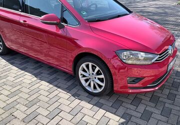 VW Golf Sportsvan 131.800 km 9.250 &euro; Duisburg 47198