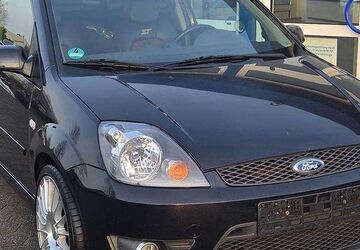 Ford Fiesta 214.300 km 2.199 &euro; Raesfeld-Erle 46348