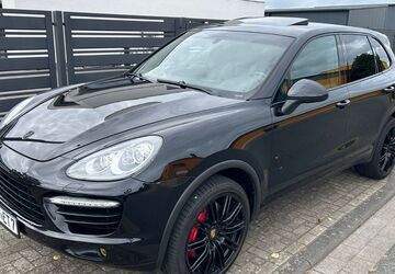Porsche Cayenne 138.000 km 21.490 &euro; Dinslaken 46537