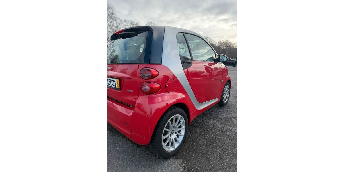 Smart ForTwo 221.000 km 2.600 &euro; Duisburg 47053