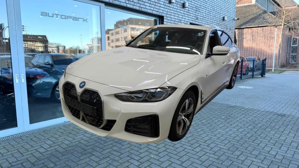 BMW i4 110.000 km 33.900 &euro; Bocholt 46397
