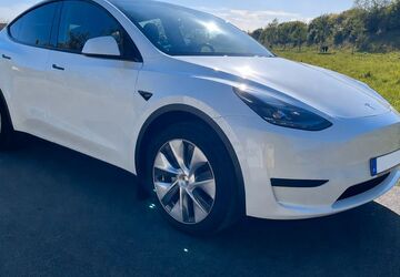 Tesla Model Y 49.448 km 33.900 &euro; Bocholt 46395