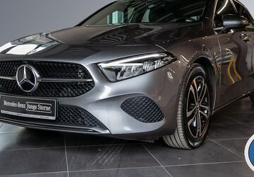 Mercedes-Benz A 180 8.319 km 29.950 &euro; Oberhausen 46149