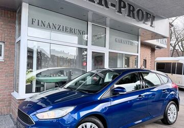 Ford Focus 9.600 km 11.890 &euro; Duisburg 47249