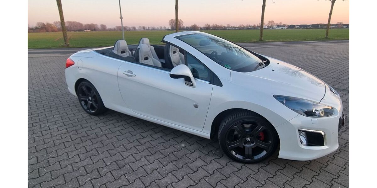 Peugeot 308 94.000 km 11.490 &euro; REES 46459