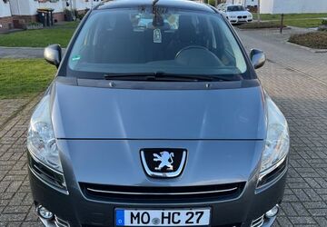 Peugeot 5008 136.000 km 5.250 &euro; Kamp-Lintfort 47475