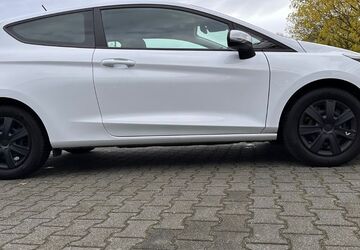 Ford Fiesta 104.800 km 7.199 &euro; Kevelaer 47623