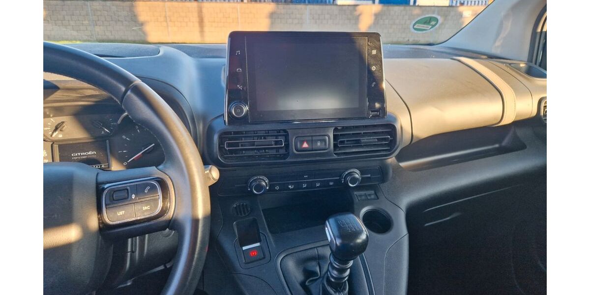 Citroen Berlingo 106.000 km 14.990 &euro; Hünxe 46569