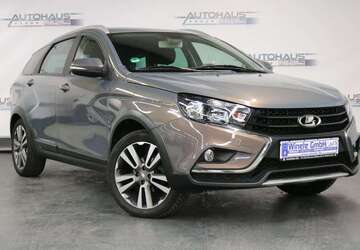 Lada Vesta 49.000 km 12.490 &euro; Duisburg 47057