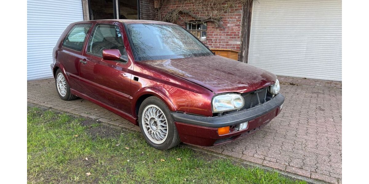 VW Golf 81.256 km 4.950 &euro; Bocholt 46397