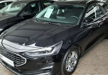 Ford Focus 33.151 km 20.900 &euro; Bocholt 46395