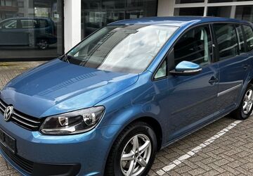 VW Touran 139.000 km 7.950 &euro; Kamp Lintfort 47475
