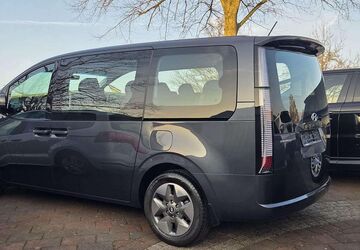 Hyundai STARIA 4.800 km 41.990 &euro; Raesfeld-Erle 46348