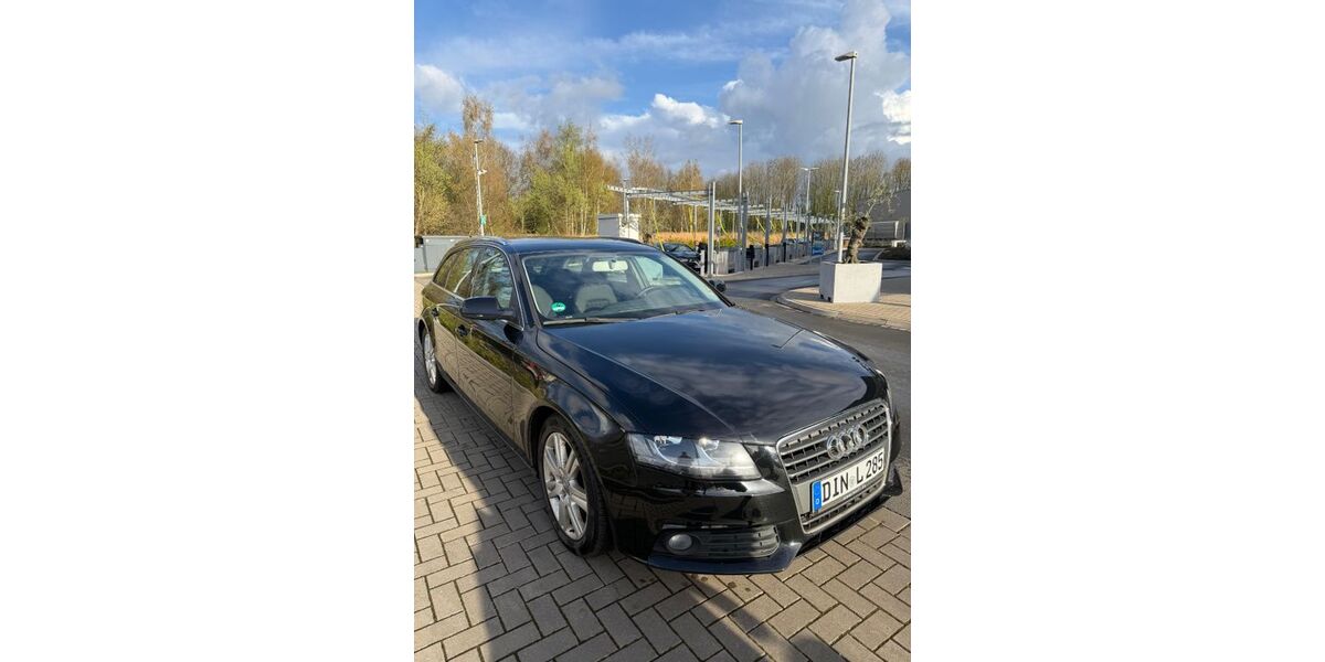 Audi A4 266.000 km 3.000 &euro; Dinslaken 46537