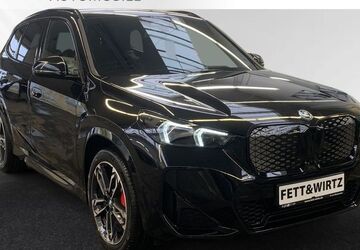 BMW iX1 5.000 km 51.890 &euro; Moers 47441