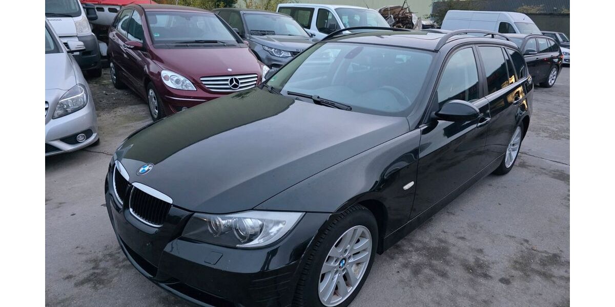 BMW 320 169.000 km 4.299 &euro; Moers 47441