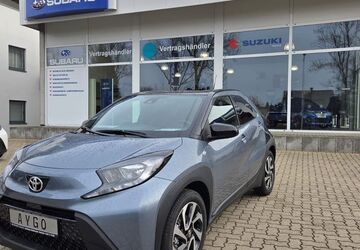 Toyota Aygo (X) 1.180 km 18.400 &euro; Bocholt 46395