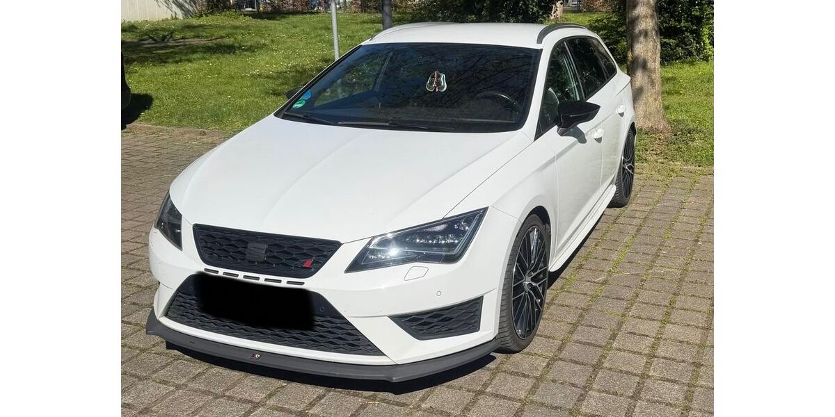 Seat Leon 111.230 km 18.300 &euro; Duisburg 47178