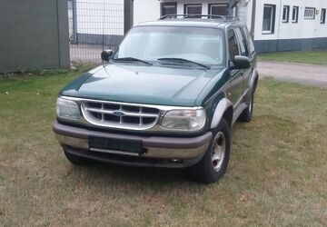 Ford Explorer 141.583 km 1.999 &euro; Weeze 47652