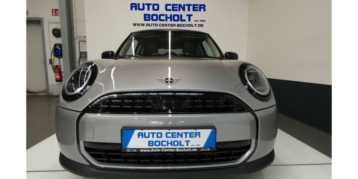 Mini Cooper 21.154 km 26.400 &euro; Bocholt 46395