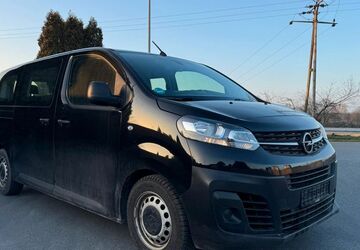 Opel Vivaro 119.000 km 21.990 &euro; Hünxe 46569
