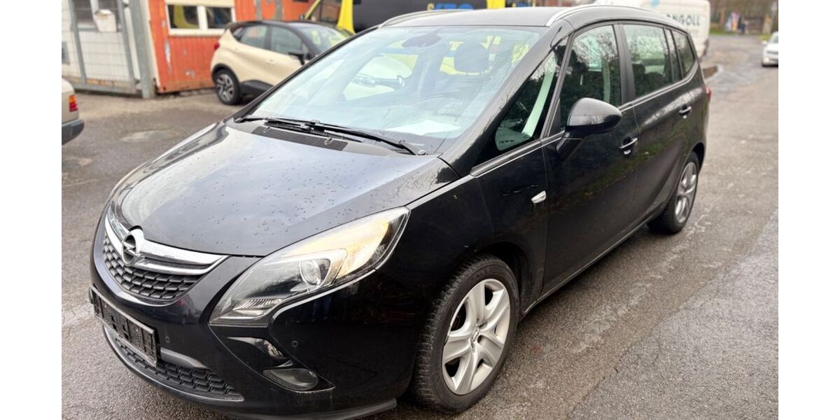 Opel Zafira 207.000 km 3.899 &euro; Bottrop 46238