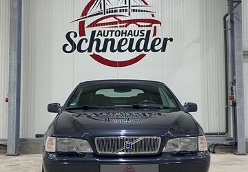 Volvo C70 112.585 km 7.988 &euro; Rees 46459