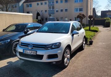 VW Touareg 161.000 km 19.500 &euro; weeze 47652