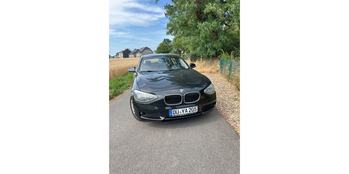 BMW 116 180.000 km 5.300 &euro; Moers 47441