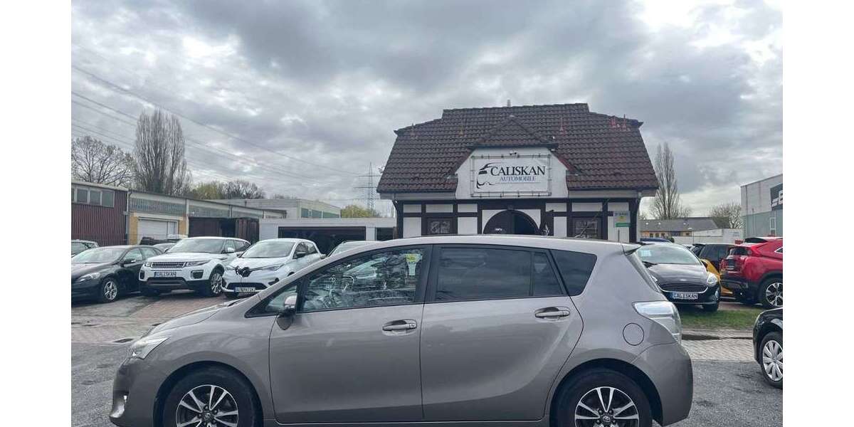 Toyota Verso 216.744 km 6.290 &euro; Dinslaken 46539