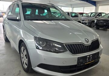 Skoda Fabia 142.381 km 7.600 &euro; Rheinberg 47495
