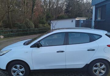 Hyundai ix35 303.000 km 3.999 &euro; Bocholt 46397