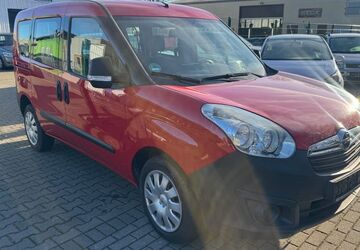 Opel Combo 95.000 km 6.480 &euro; XANTEN 46509