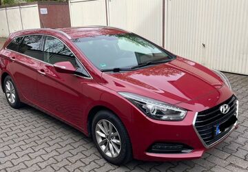 Hyundai i40 109.000 km 10.600 &euro; Duisburg 47166