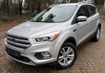 Ford Kuga 71.516 km 10.700 &euro; Weeze 47652