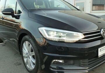 VW Touran 114.000 km 21.900 &euro; Duisburg 47269
