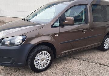 VW Caddy 295.275 km 5.200 &euro; Geldern 47608