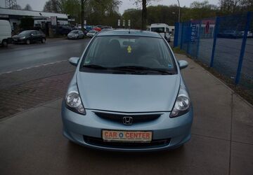 Honda Jazz 87.000 km 3.300 &euro; Bottrop 46242