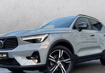 Volvo XC40 28.326 km 38.390 &euro; Dinslaken 46535