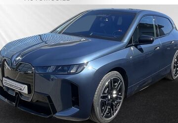 BMW iX 8.193 km 90.900 &euro; Wesel 46485