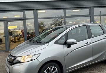 Honda Jazz 71.100 km 15.970 &euro; Wesel 46485
