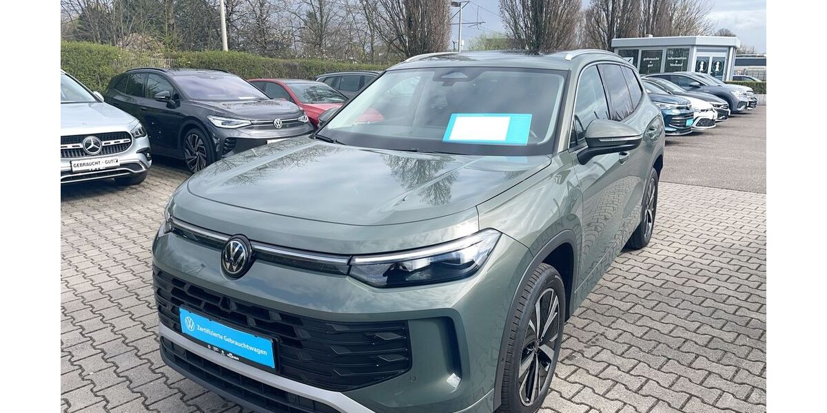 VW Tayron 10.170 km 39.880 &euro; Duisburg 47178